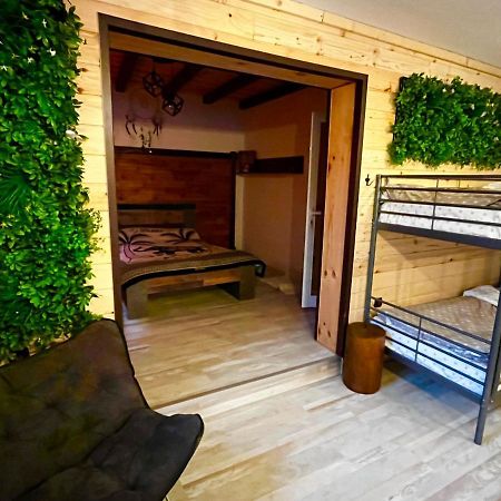 Roots Apartment 2 โบโรเวทส์ ภายนอก รูปภาพ